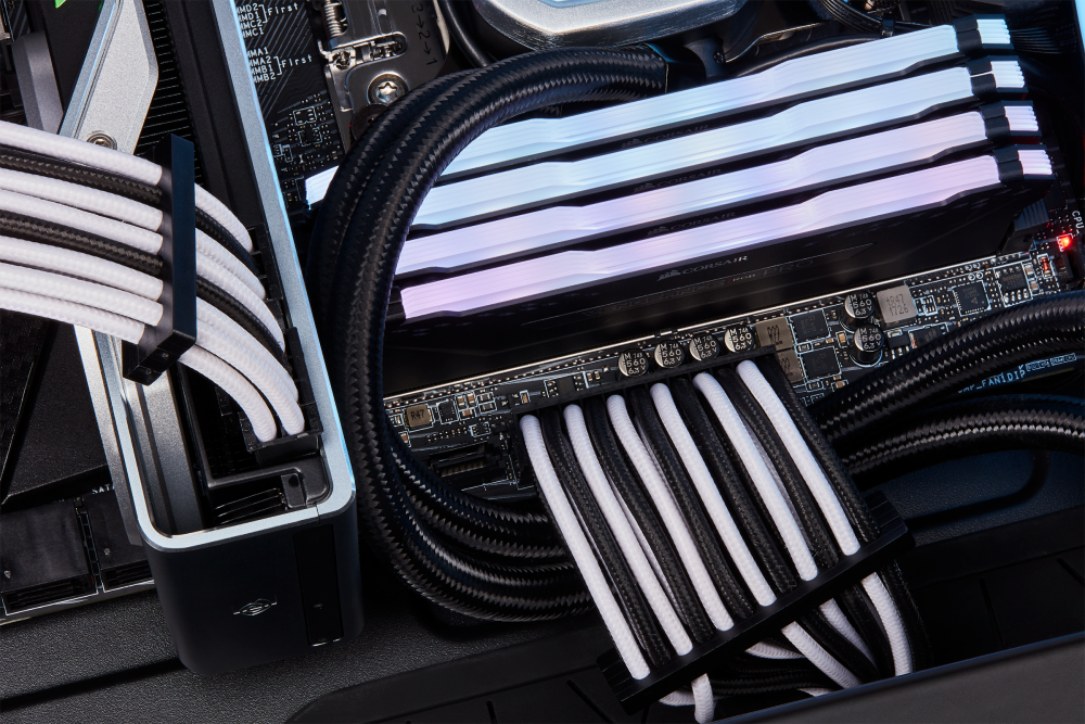 Overflødig emulsion Miljøvenlig Add the Finishing Touch with a Host of New Premium PC Accessories from  CORSAIR | CORSAIR Newsroom